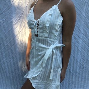 Blue spero white dress!